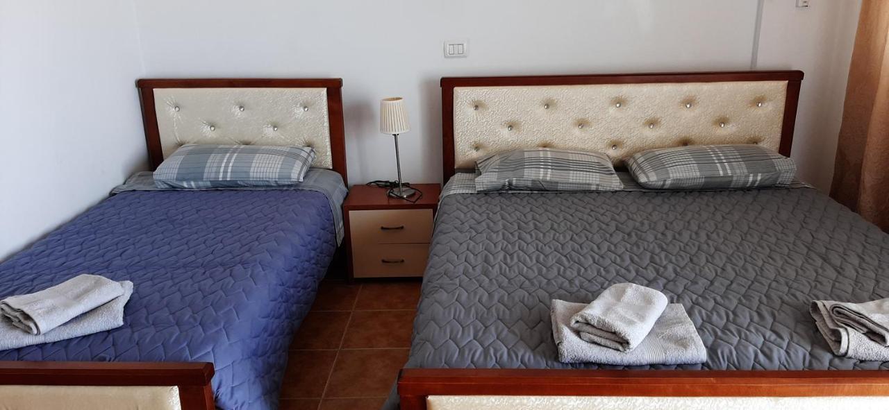 Guesthouse Cathrine Dhermi Exterior photo